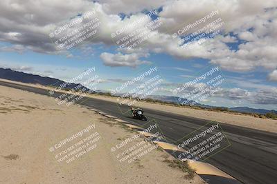 media/Nov-16-2025-Race Pace (Sun) [[8c5fa54630]]/Verified Riders/6-Turn 10 Inside (1145am)/